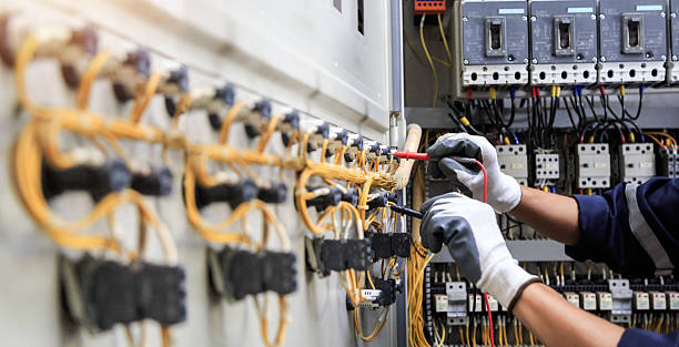 Professional Electrician technician working in Poynette, WI